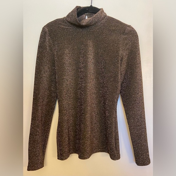 NWT Sezane Omaya Metallic Gold Turtleneck Sweater Size XS - Picture 3 of 10